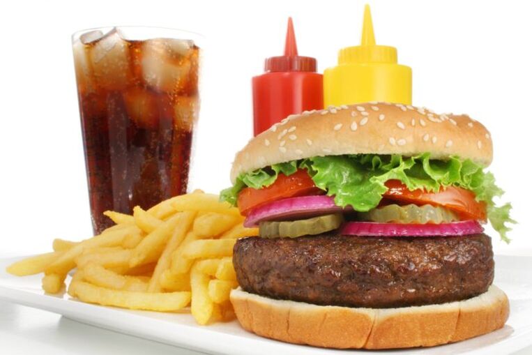 Fatty and fried foods should be avoided while losing weight